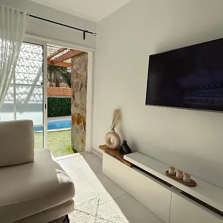 Palmview Private Pool شقة *